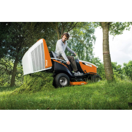 RT 6112 ZL Tractor Cortacésped STIHL + Recogedor Corte 110cm
